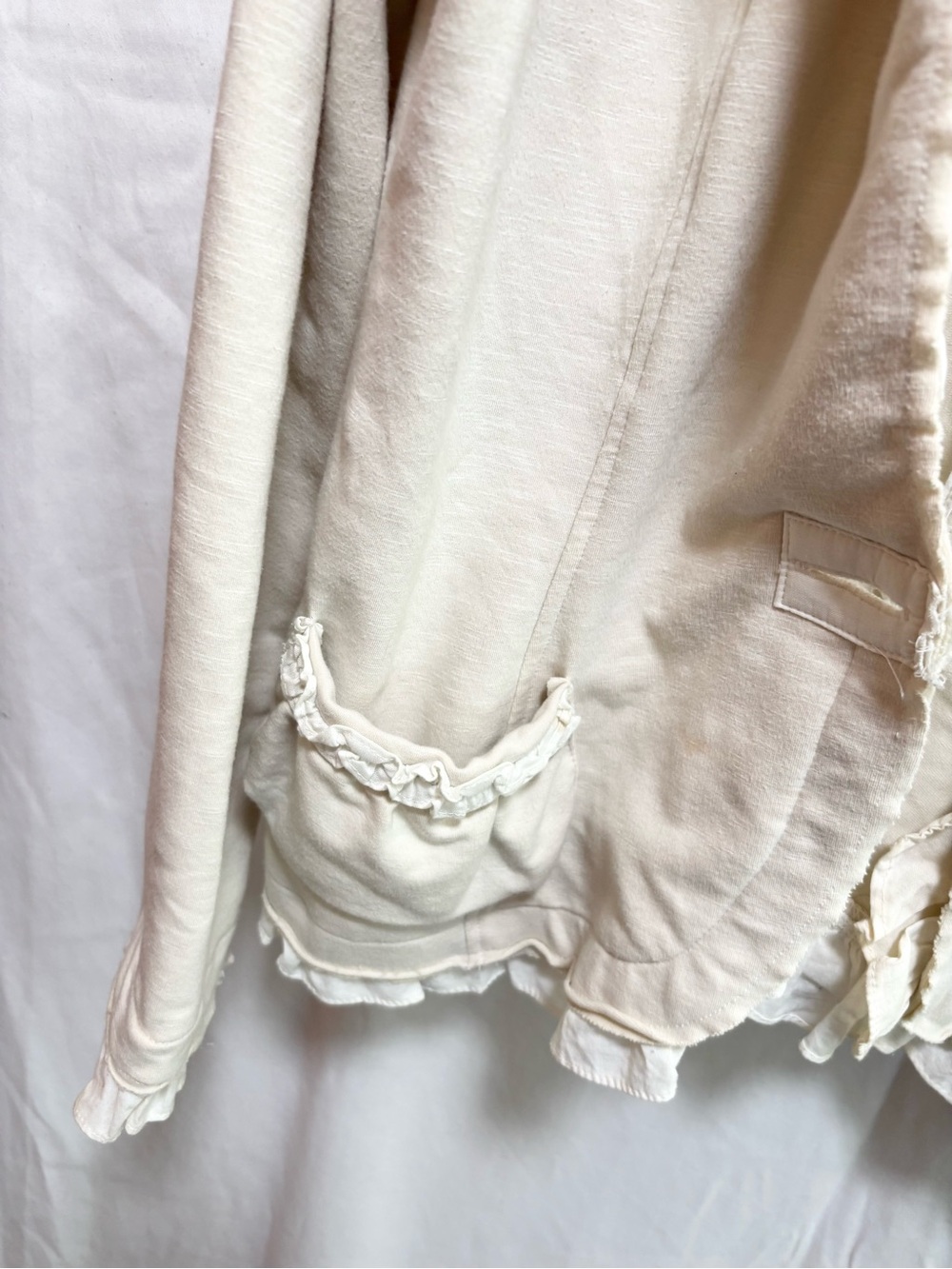 Women’s Cream Ruffle-Trim Jacket - Picture 3 of 9